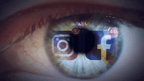 Instagram vs Facebook - Which Is Best for Advertisments? 4 eye