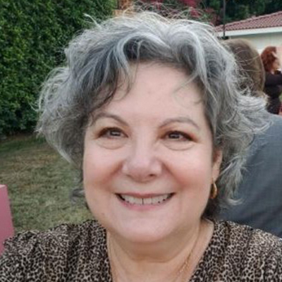 Experts Insights: How to Build an Engaging Social Media Community 75 Laura Berg