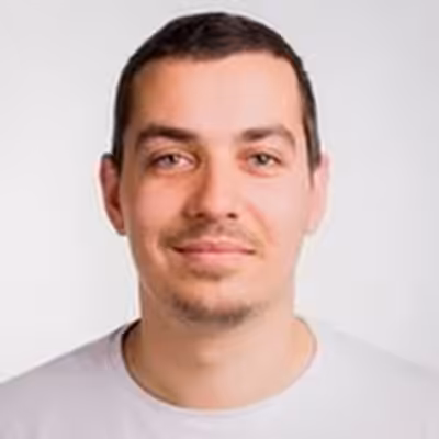 Challenges of Working on a Retainer as Social Media Managers 14 Deni Ivanov