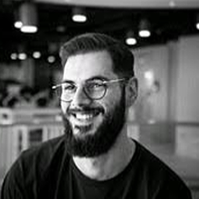 Exploring the Effectiveness of AI in Email Marketing Campaigns from the Industry’s Experts 52