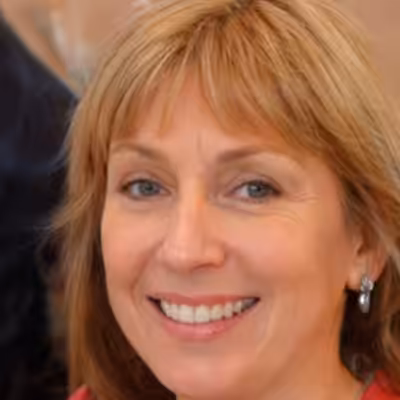 How to Build Successful Startup Teams: Founder Insights 30 Emma Williams