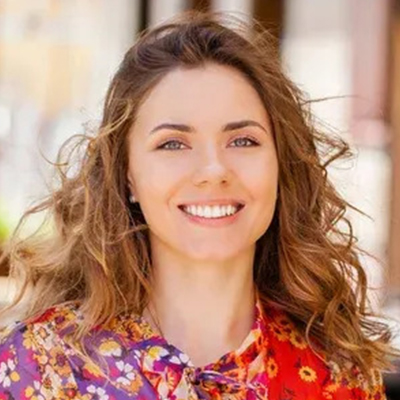 Social Media 2023: Expert Insights and Key Takeaways 23 Julia Mathers