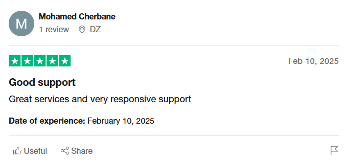 A Social Champ User Reviewed Its Customer Service